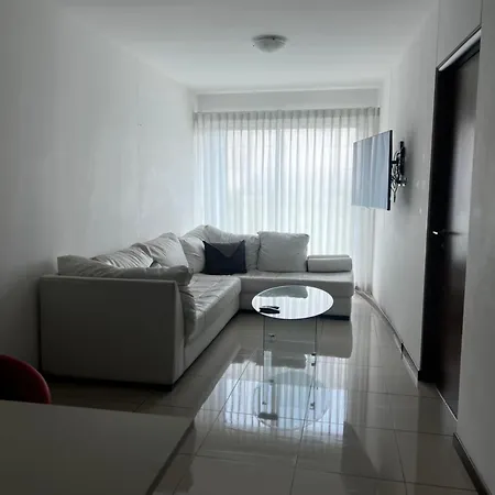 Comodidad Y Privacidad En Un Solo Lugar Heredia Exterior photo