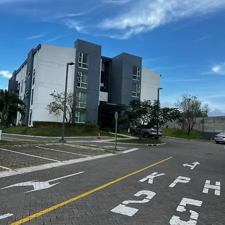 Comodidad Y Privacidad En Un Solo Lugar Heredia Exterior photo